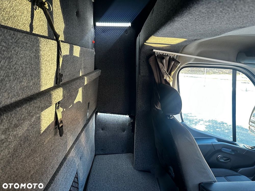 Renault MASTER PLANDEKA 9 PALET WEBASTO TEMPOMAT LEDY PNEUMATYKA KLIMATYZACJA  165KM - 40