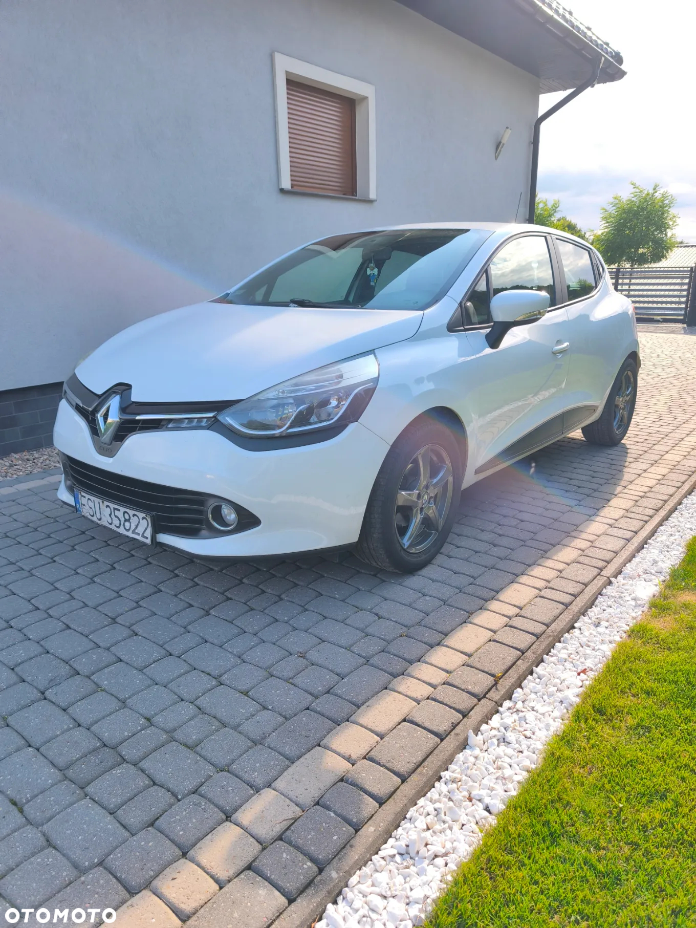Renault Clio 1.5 dCi Alize - 9