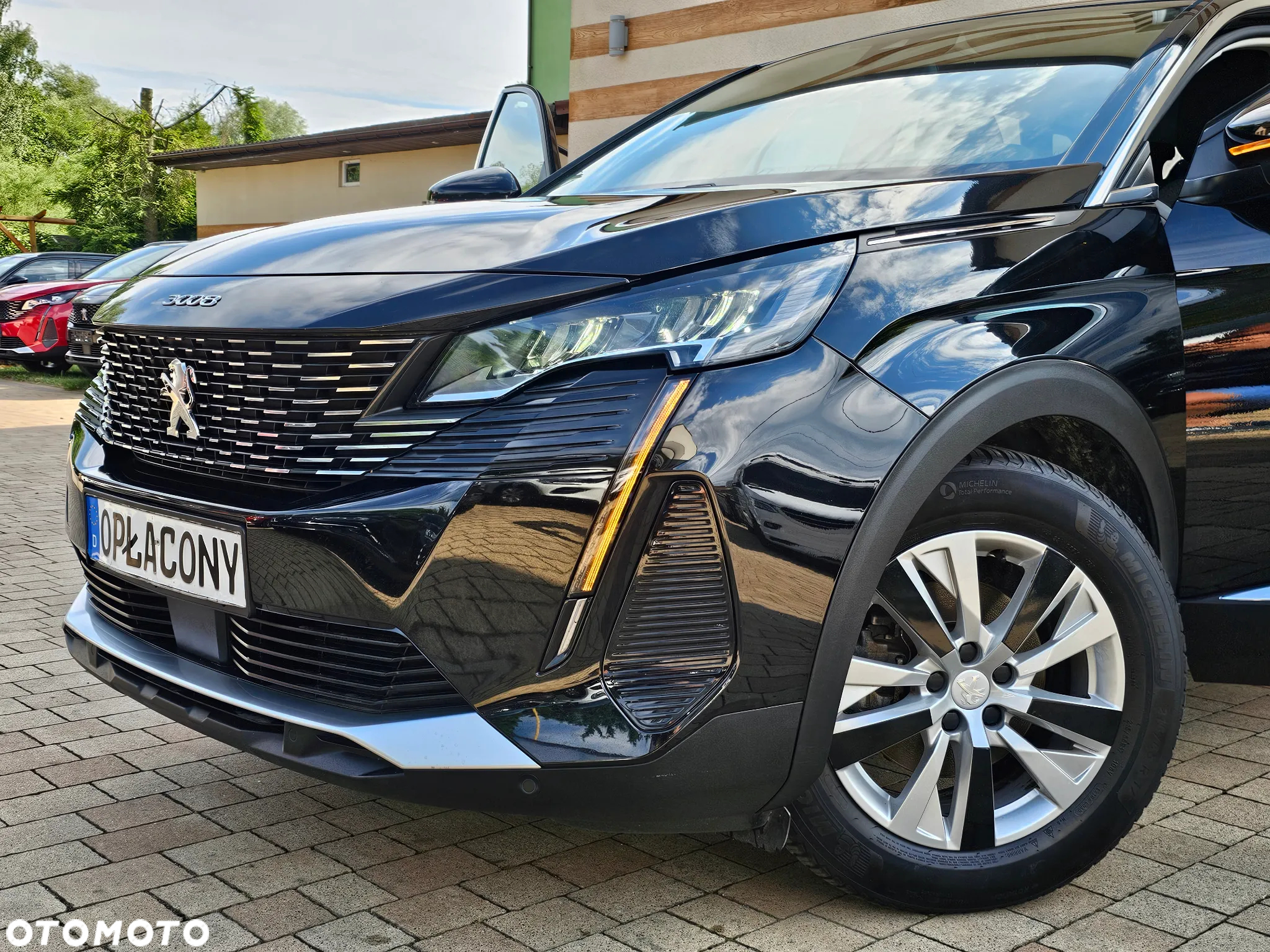 Peugeot 3008 1.5 BlueHDi Allure S&S - 4