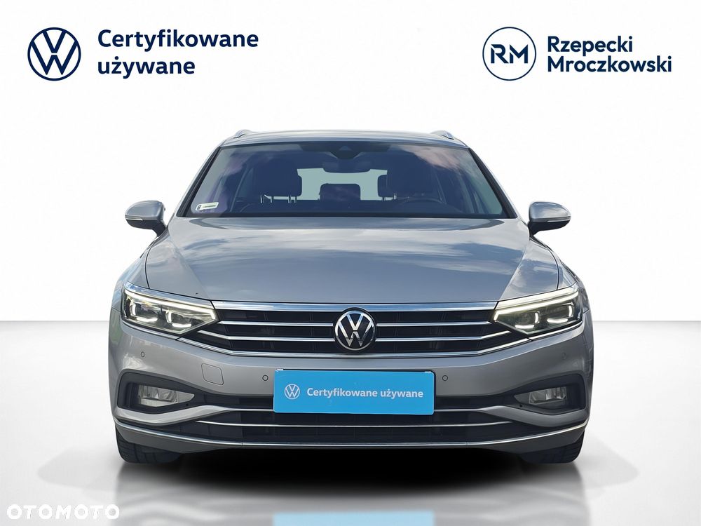Volkswagen Passat - 9