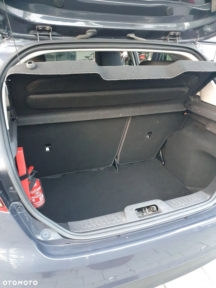 Ford Fiesta - 16