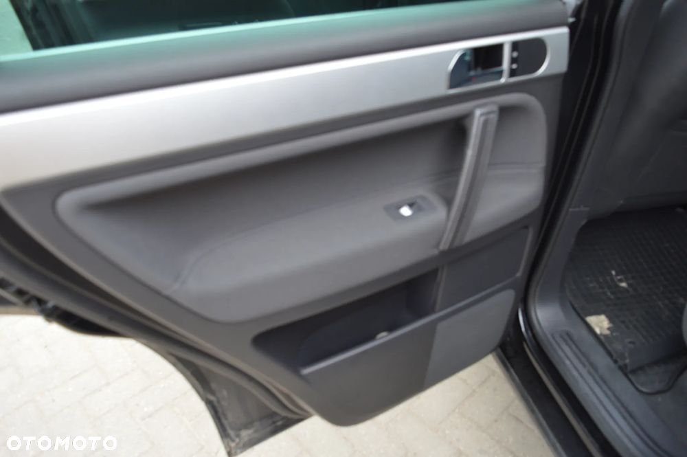 Volkswagen Touareg 2.5 R5 TDI Automatik - 13