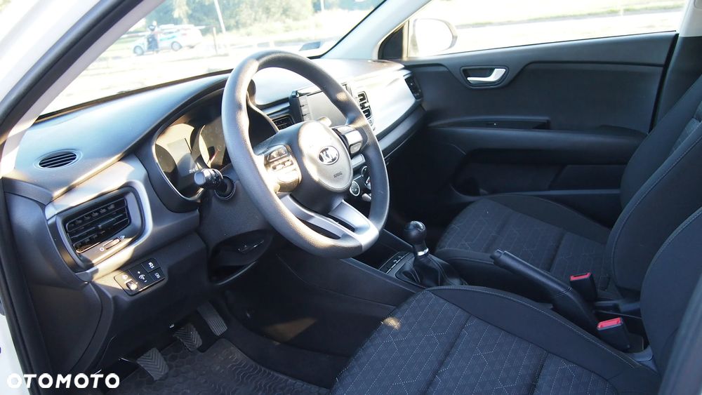 Kia Rio 1.2 M - 7