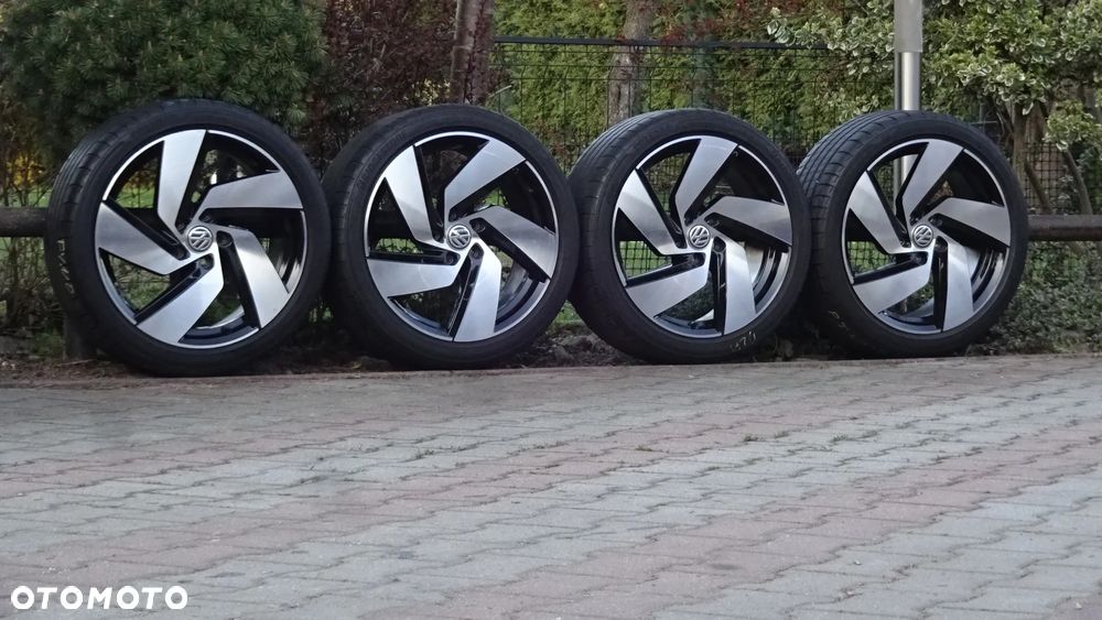 Koła letnie 18'' 5x112 VW Volkswagen 225/40R18 Bridgestone ET17 - 1