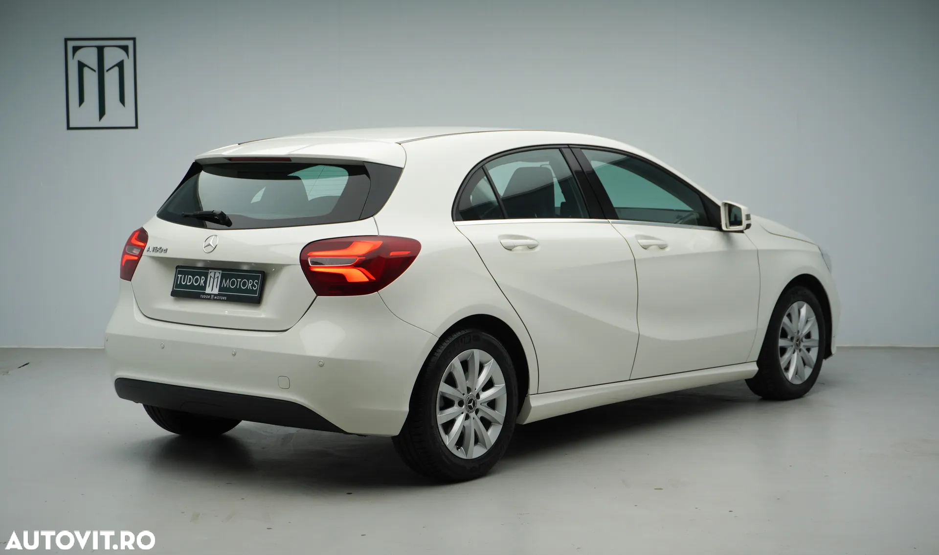 Mercedes-Benz A - 5