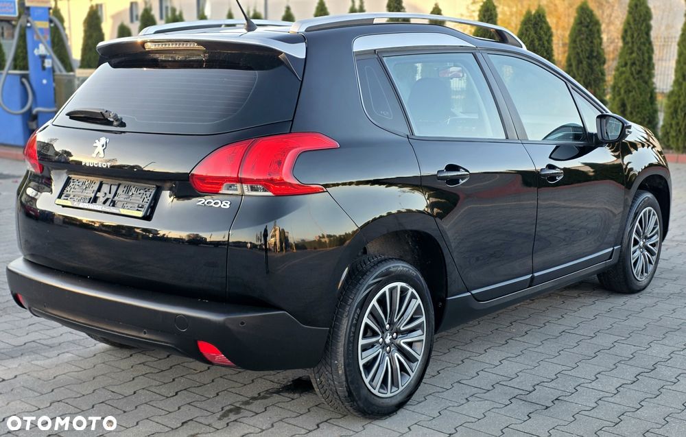 Peugeot 2008 - 4