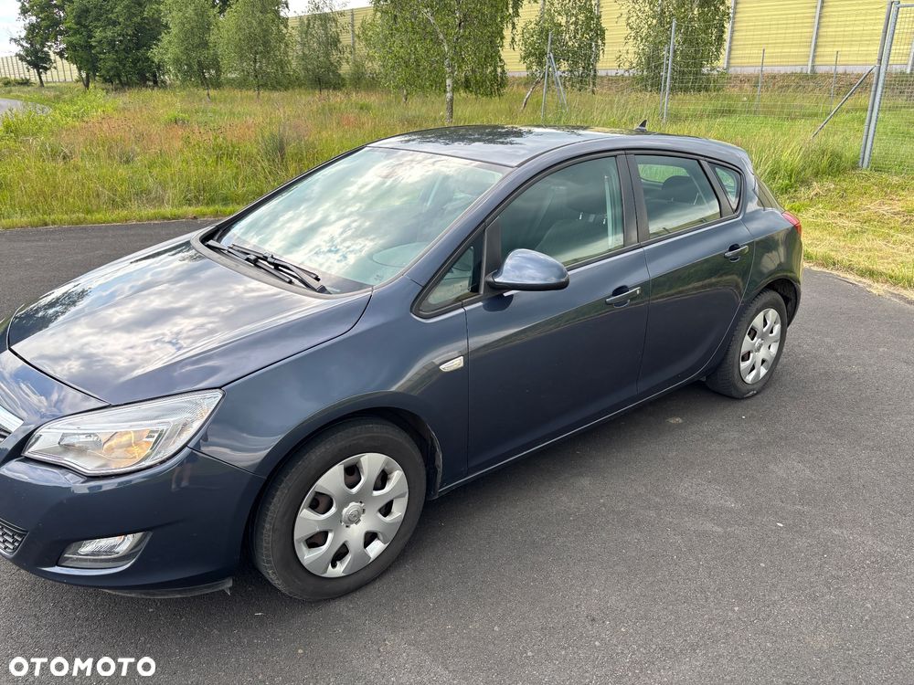 Opel Astra 1.6 Cosmo - 1