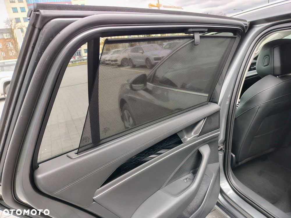 Volkswagen Passat - 24