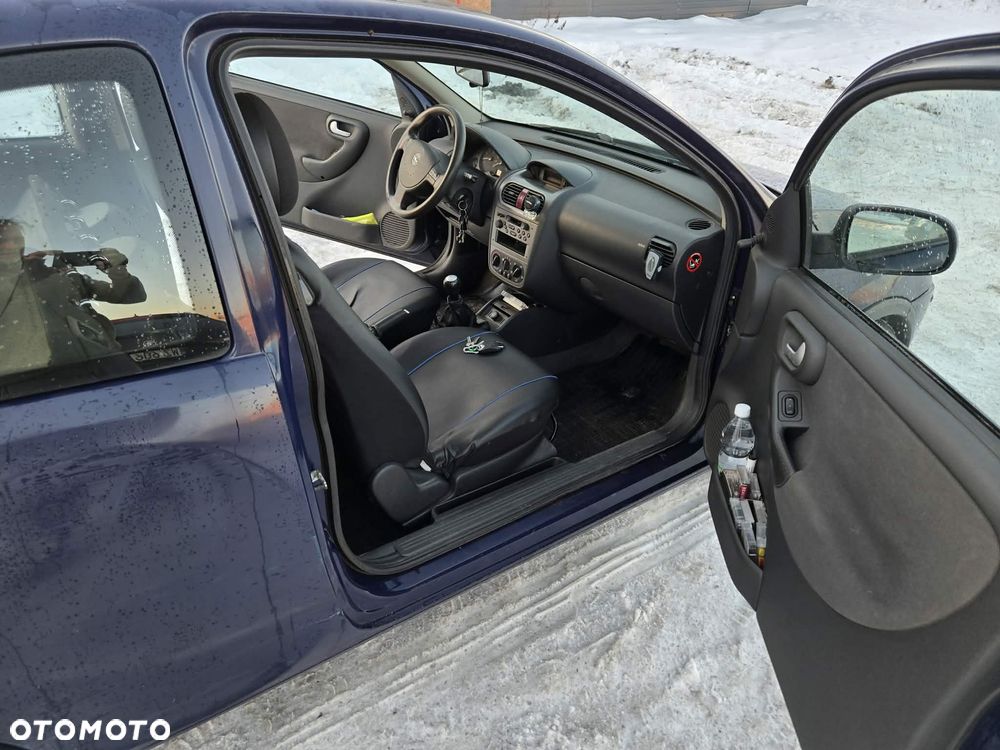 Opel Corsa 1.3 CDTI Essentia - 2