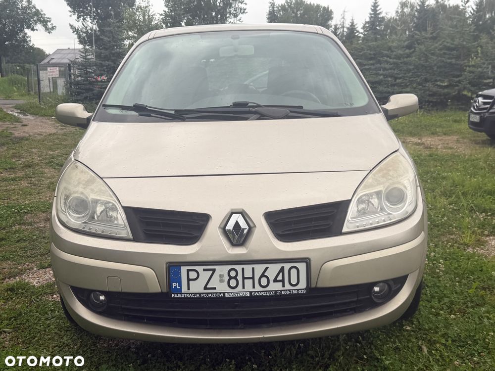 Renault Scenic 1.6 16V 110 Dynamique - 13