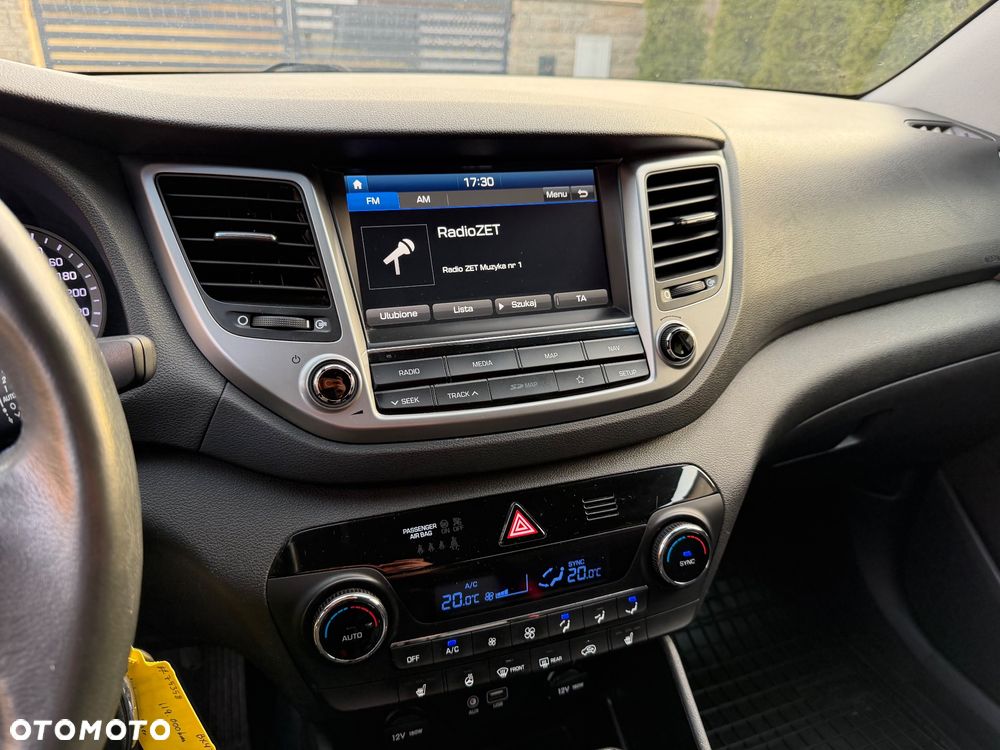 Hyundai Tucson blue 1.7 CRDi 2WD DCT Premium - 26