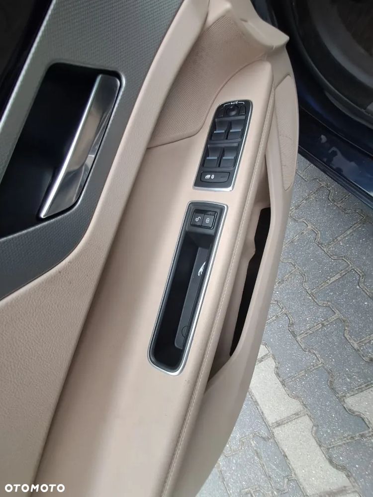 Jaguar XF 2.0 i4D Prestige - 18