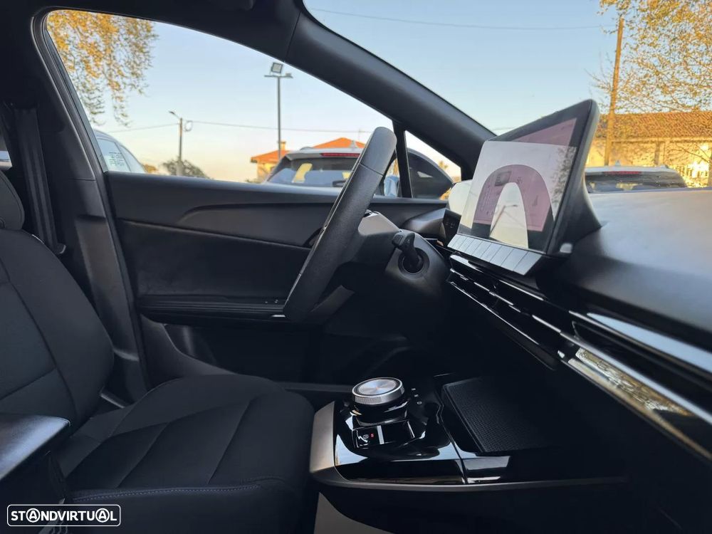 MG MG4 51 kWh Standard - 39