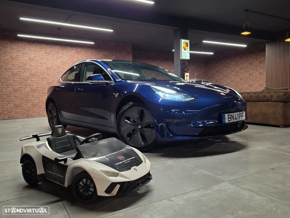 Tesla Model 3 - 43
