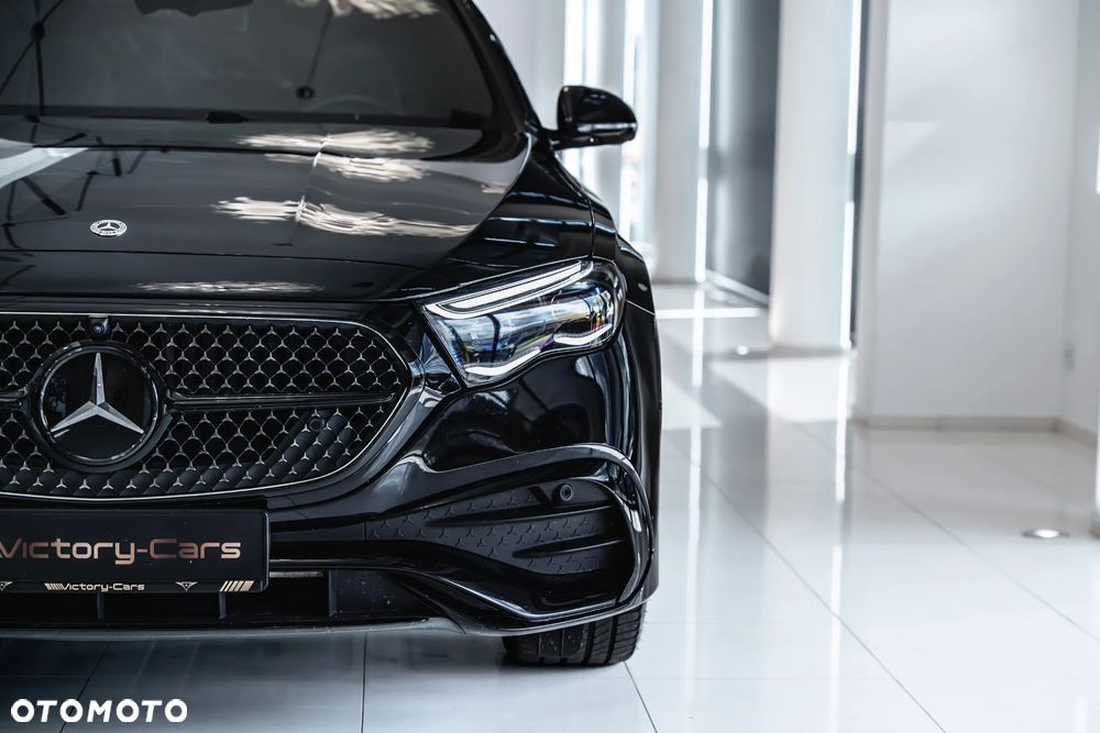 Mercedes-Benz Klasa E 300e 4Matic 9G-TRONIC Edition AMG Line - 19