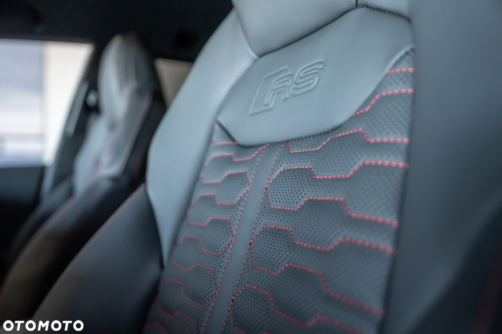 Audi RS Q8 - 8