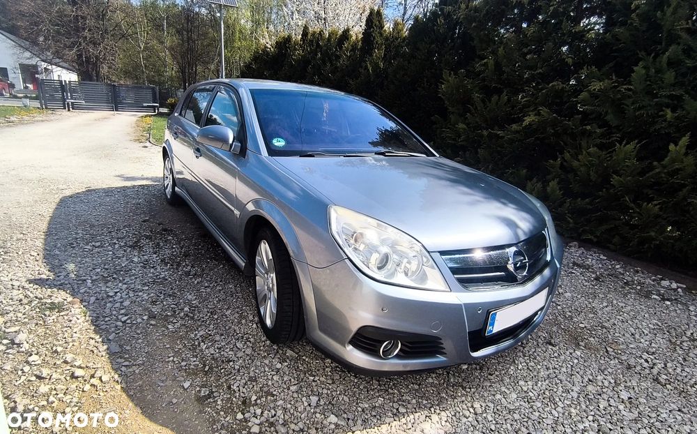 Opel Signum 1.9 CDTI Cosmo - 1