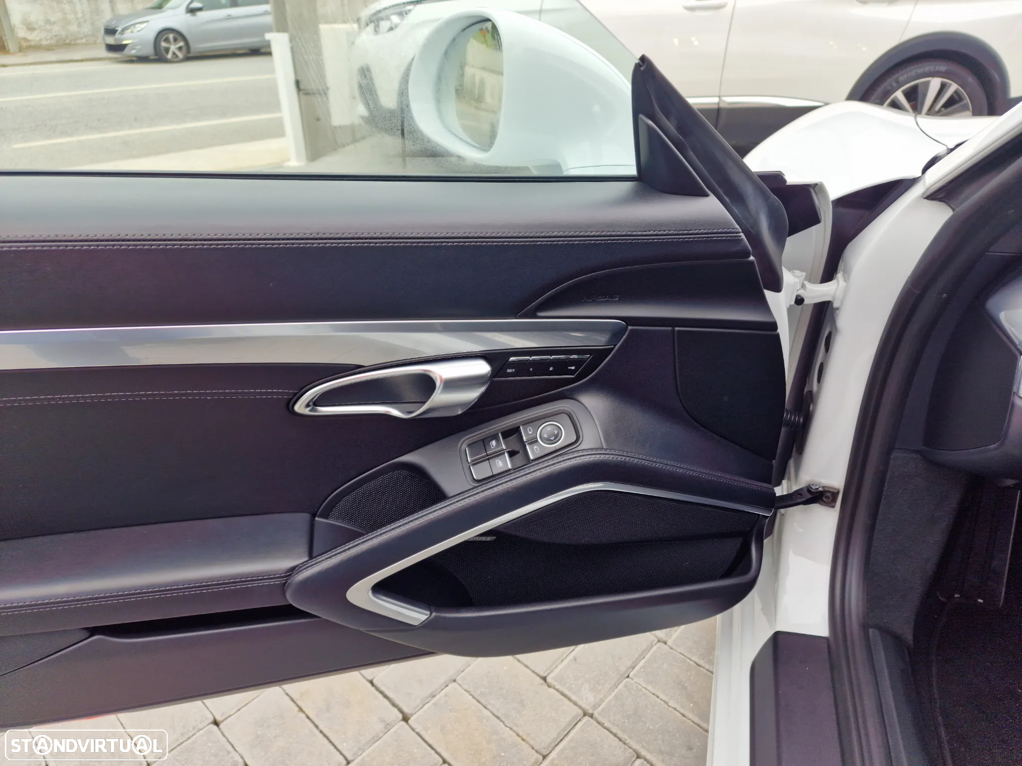 Porsche 911 (991) Carrera 4 S PDK - 14