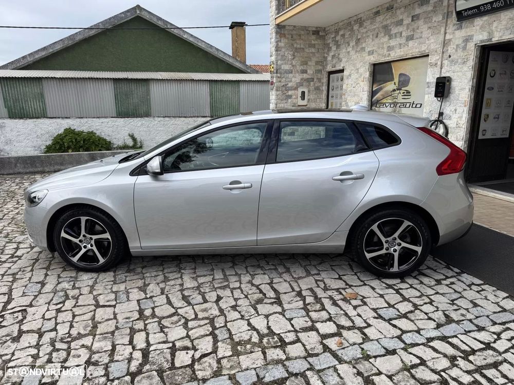 Volvo V40 - 4
