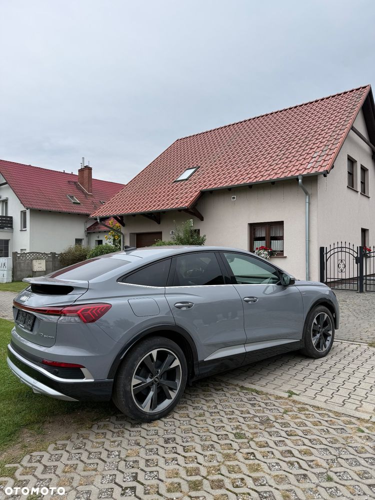 Audi Q4 e-tron - 6