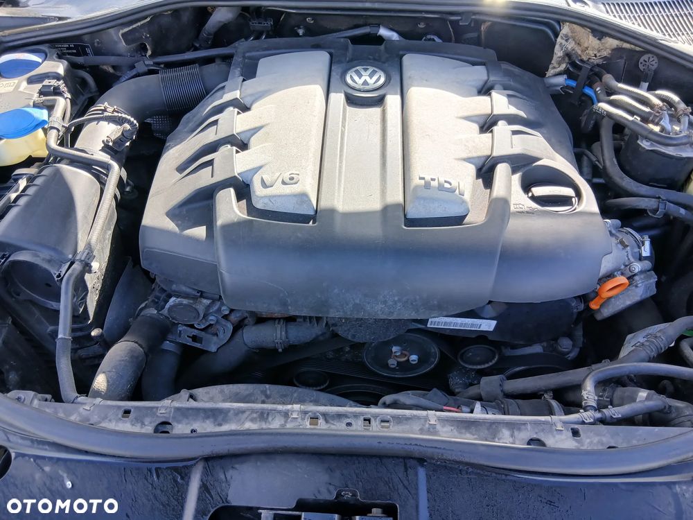 Volkswagen Touareg - 9