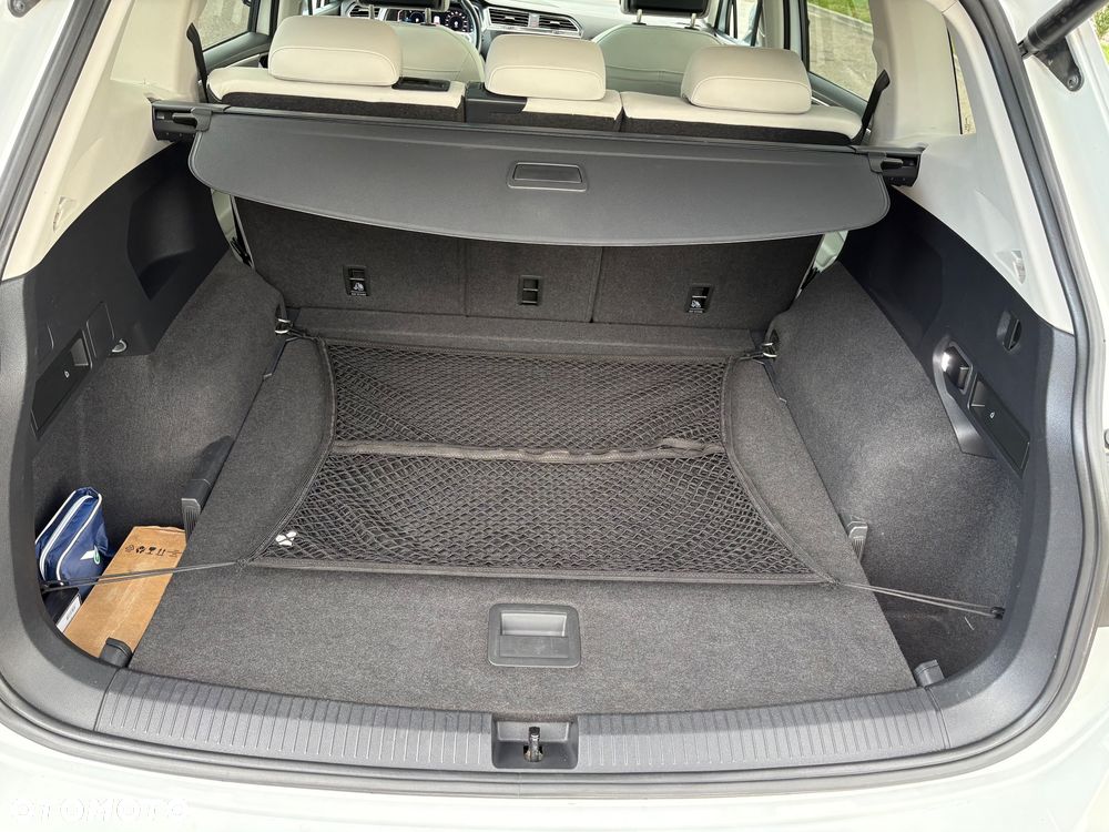 Volkswagen Tiguan Allspace 2.0 TDI 4Mot Elegance DSG - 16