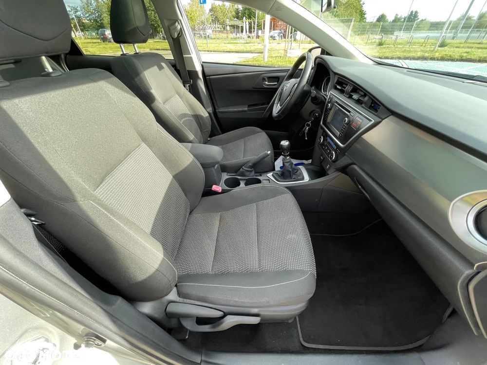 Toyota Auris 1.6 Valvematic Life - 15