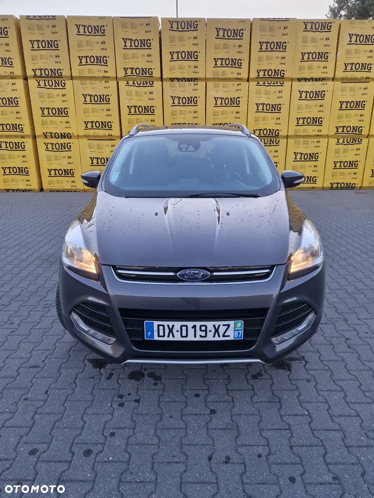 Ford Kuga 2.0 TDCi 2x4 Titanium - 3