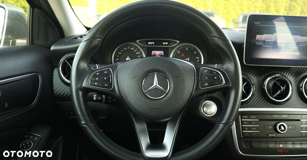 Mercedes-Benz GLA 200 (CDI) d 7G-DCT - 22