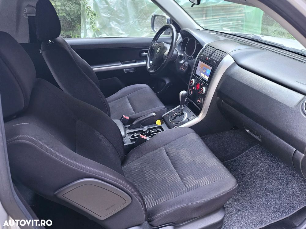 Suzuki Grand Vitara 2.4 Automatik Comfort+ - 6