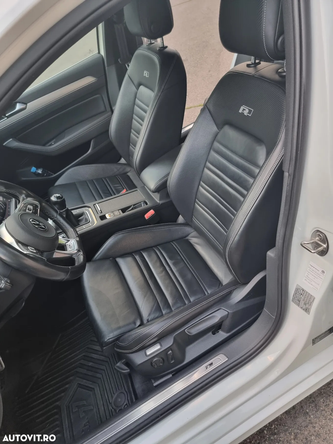 Volkswagen Passat Variant 2.0 TDI R Executive - 7