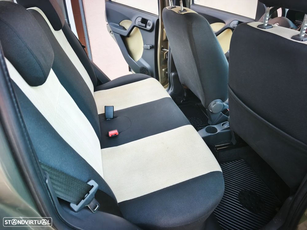 Fiat Panda 1.3 16V M-jet 4x4 Cross 280 - 24