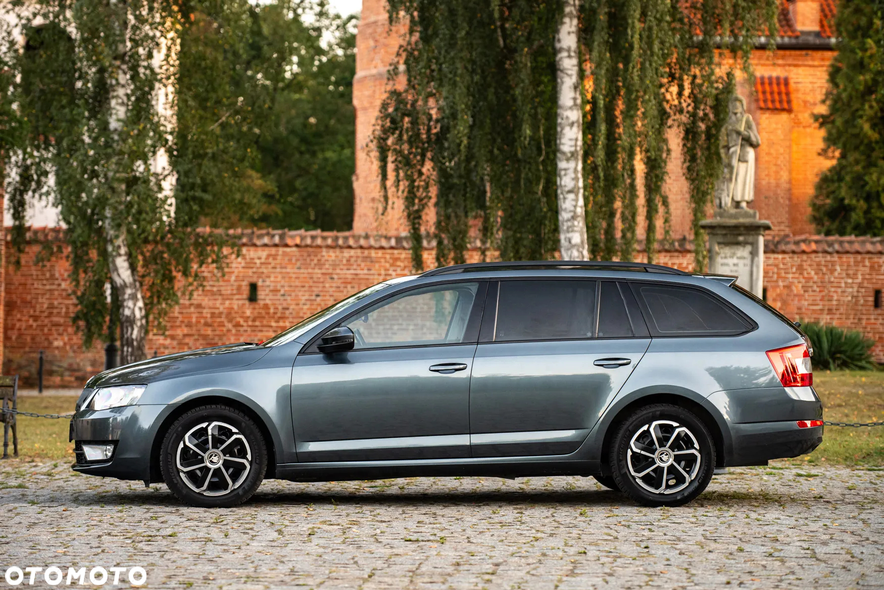 Skoda Octavia 2.0 TDI Ambition DSG - 5