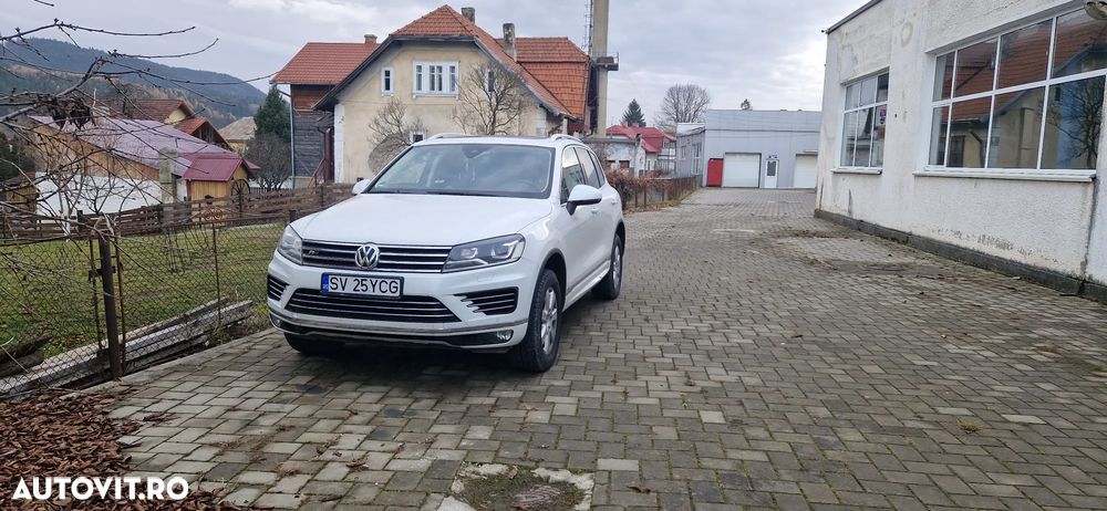Volkswagen Touareg 3.0 V6 TDI SCR Blue Motion DPF Automatik - 12