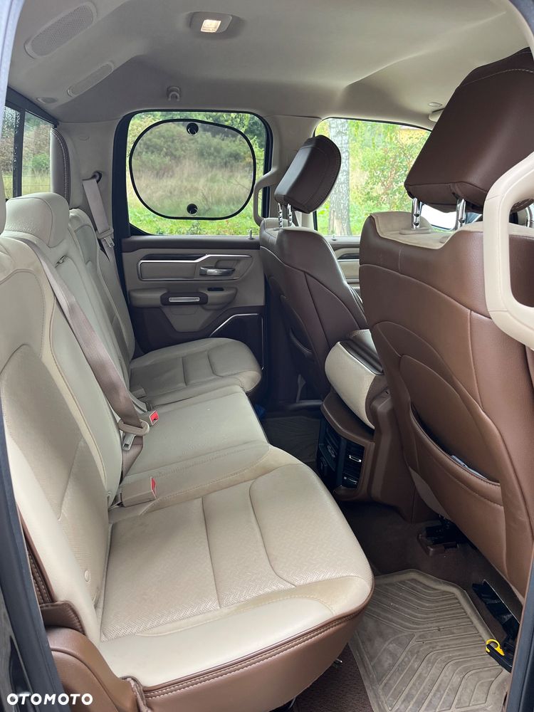 RAM 1500 - 16
