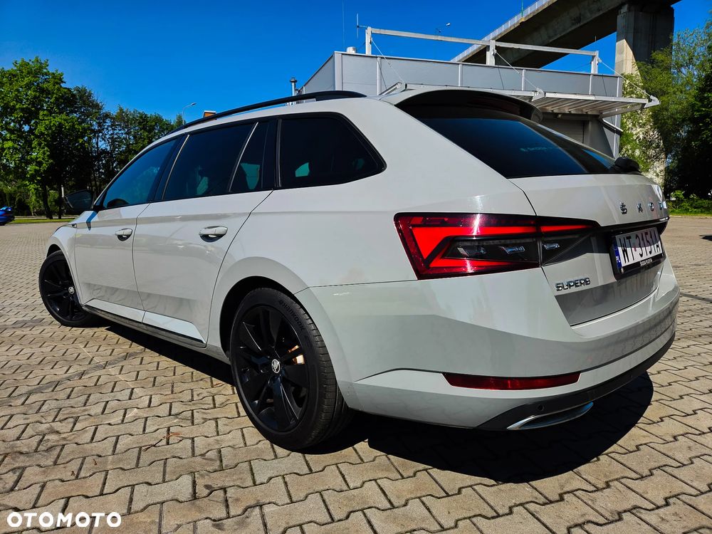 Skoda Superb 2.0 TDI SCR Sportline DSG - 4