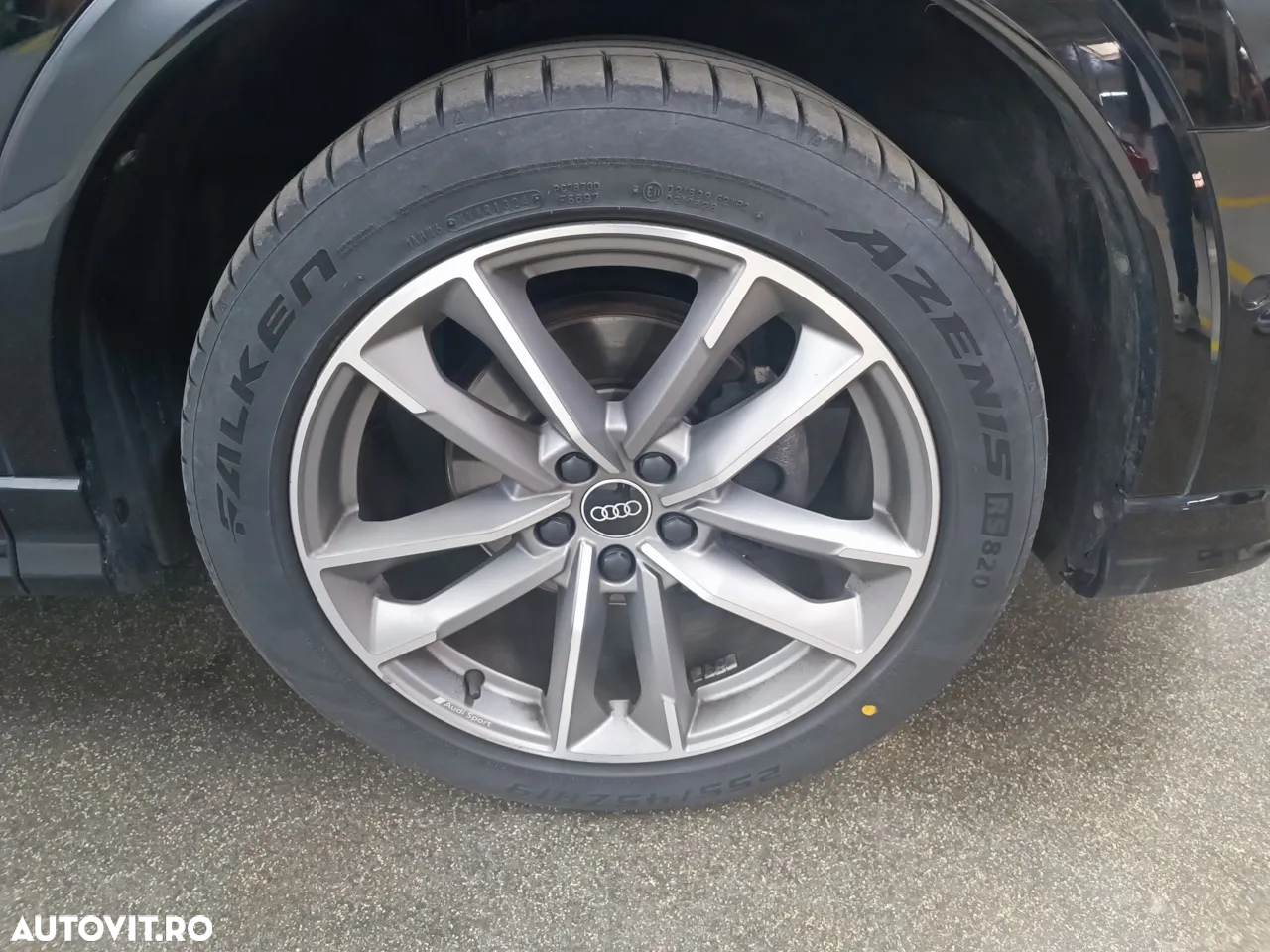 Audi Q3 35 TDI quattro S tronic S line - 35