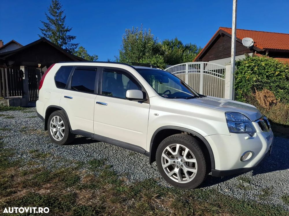 Nissan X-Trail 2.0 dCi DPF All Mode 4X4-i Elegance Aut - 3