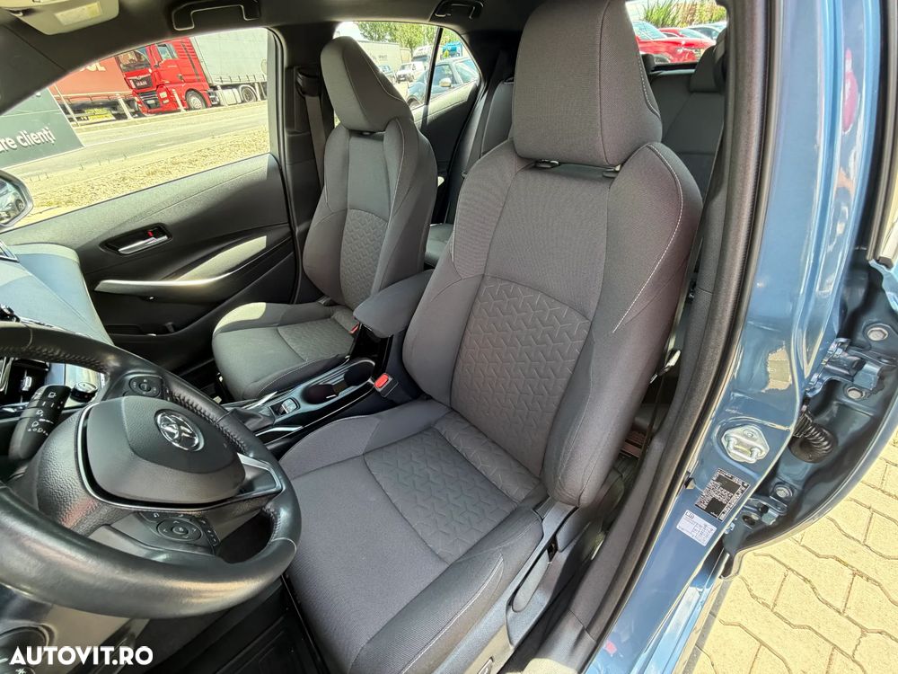 Toyota Corolla 1.8 HSD Dynamic - 17