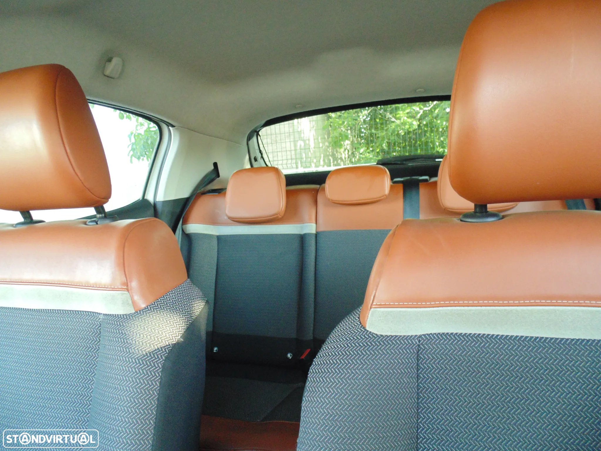 Citroën C3 1.6 BlueHDi Feel 83g - 26