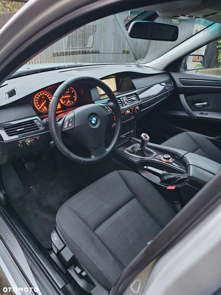 BMW Seria 5 520d Touring Edition Fleet Exclusive - 10