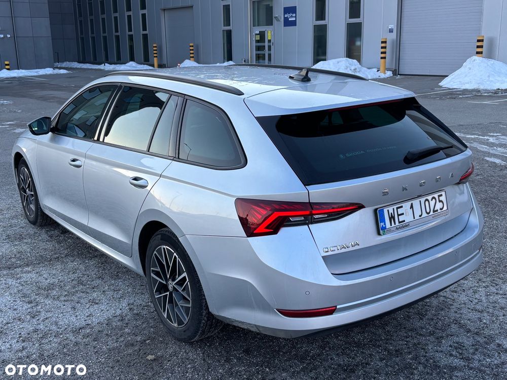 Skoda Octavia 2.0 TDI Ambition DSG - 11