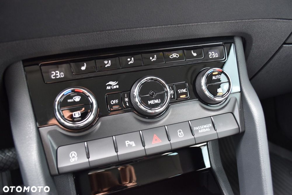 Skoda Karoq 1.5 TSI ACT Selection DSG - 23