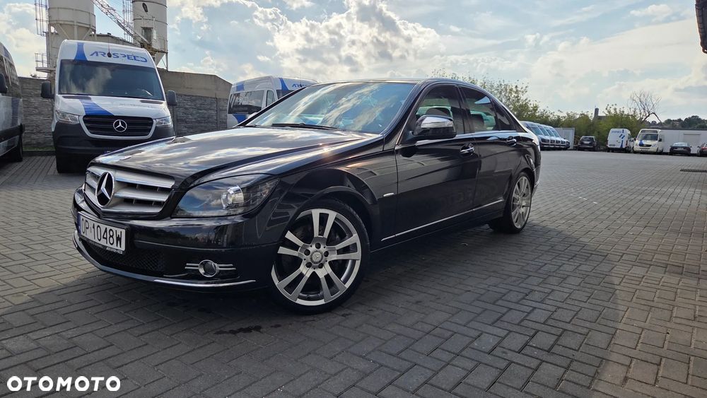 Mercedes-Benz Klasa C 350 7G-TRONIC Avantgarde - 21