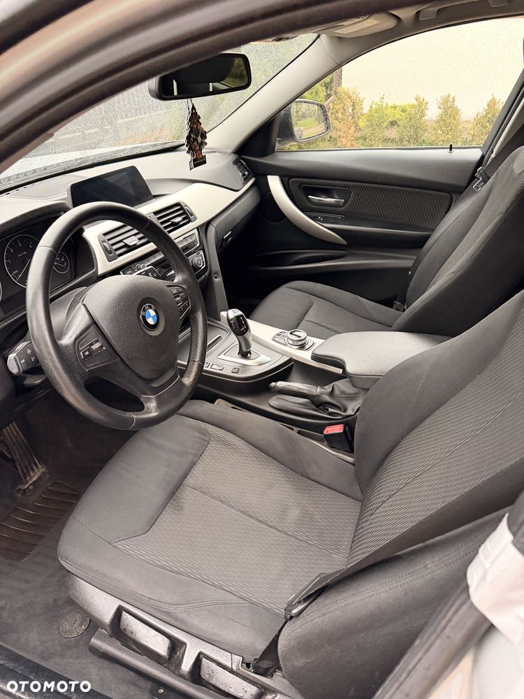 BMW Seria 3 - 2
