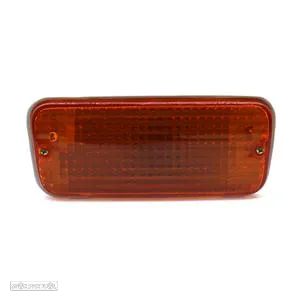 Farolim de pisca da frente Toyota Hilux LN40 1979-1981 - 1