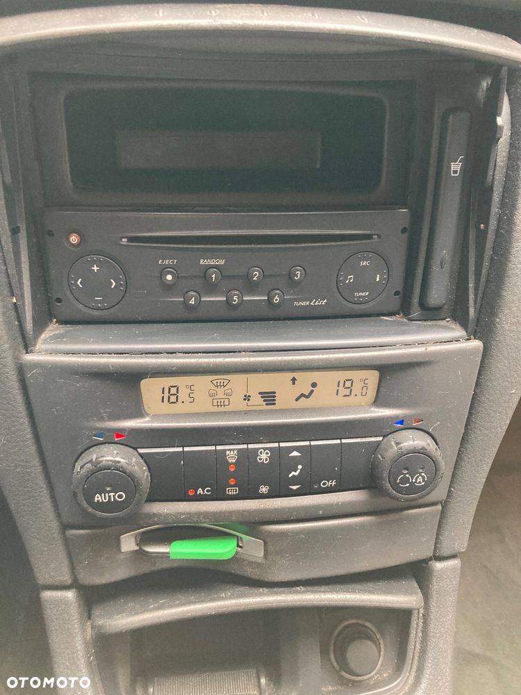 Renault Laguna - 8