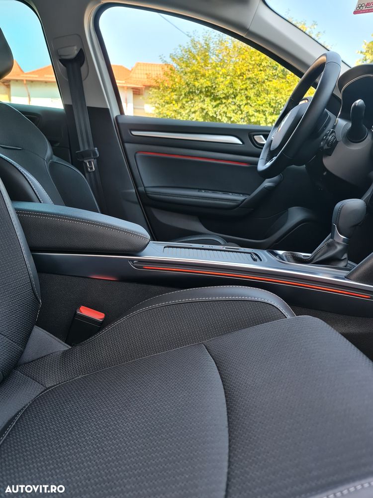 Renault Megane TCe 140 EDC GPF Techno - 19