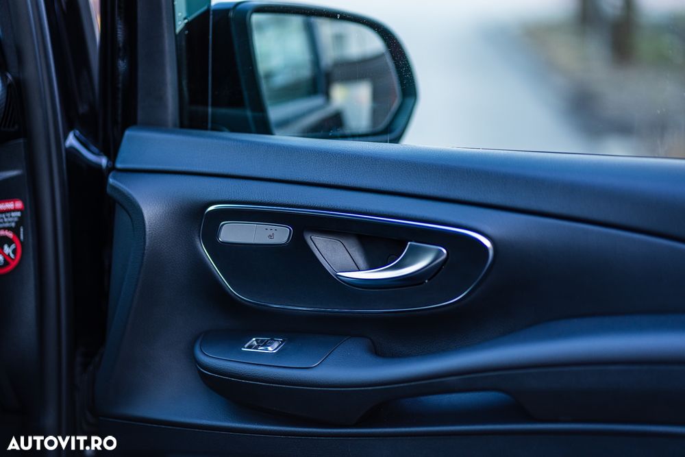 Mercedes-Benz V - 32