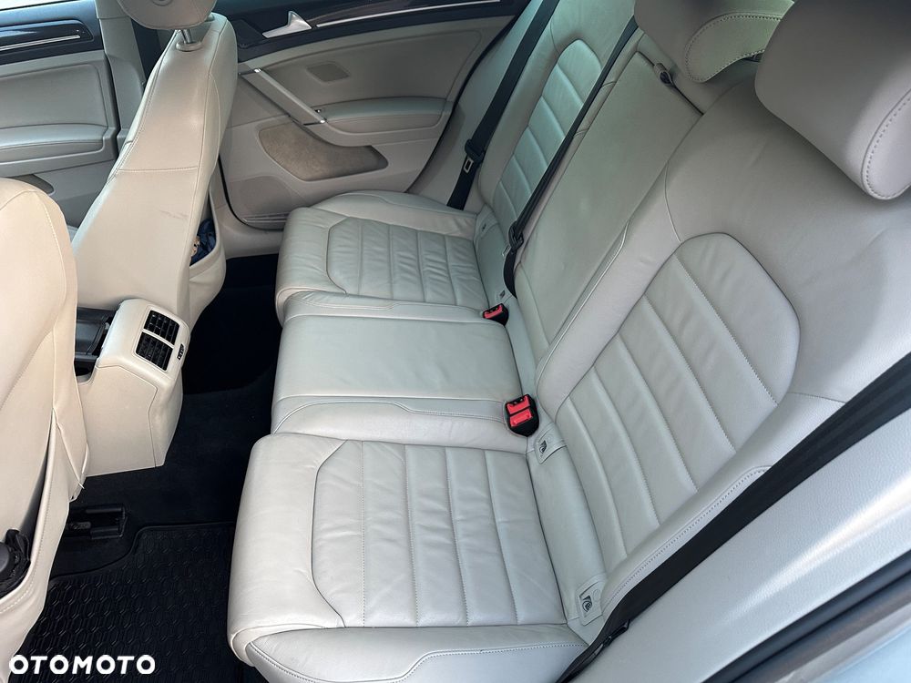 Volkswagen Golf VII 1.4 TSI BMT Highline - 11